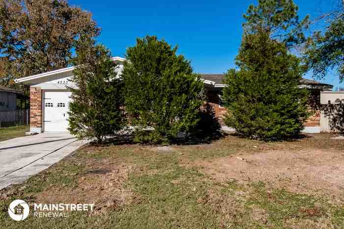 4233 Key Largo Dr - Photo 2 of 16