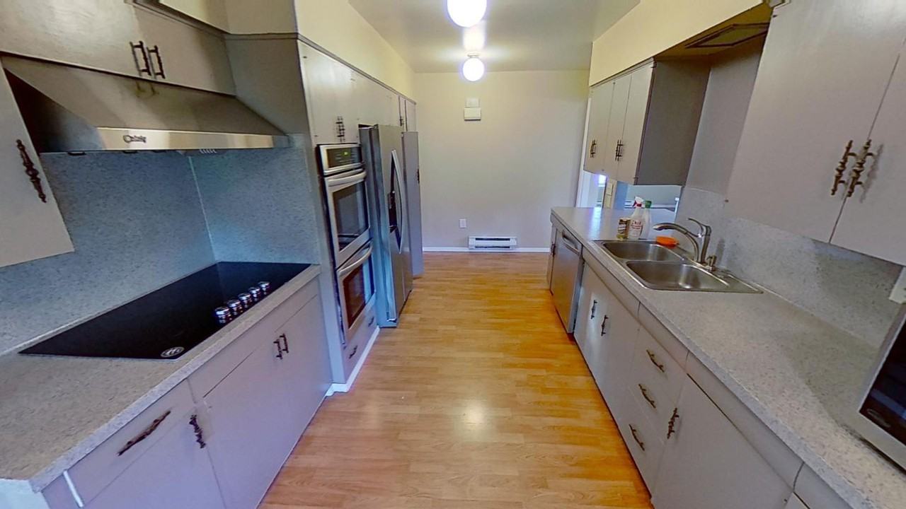 Spacious Columbia City home near Hitt's Hill Park - Photo 5 of 21