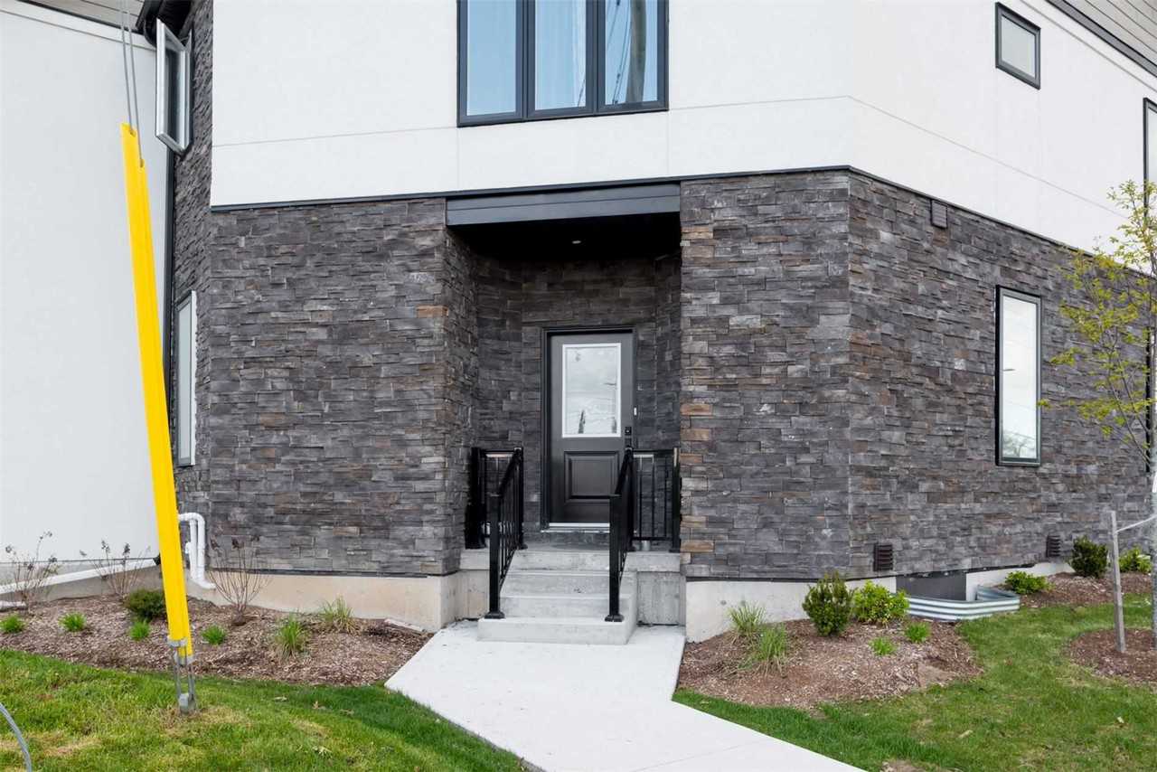 27 Stonehart Ln - Photo 2 of 20