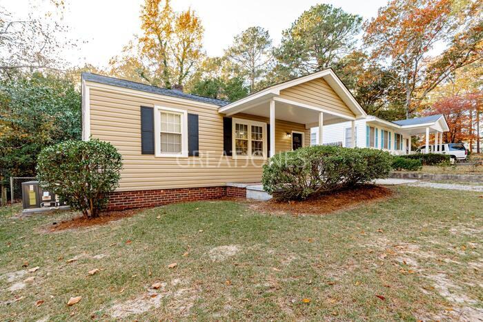 733 Oakland Ave - Photo 3 of 23