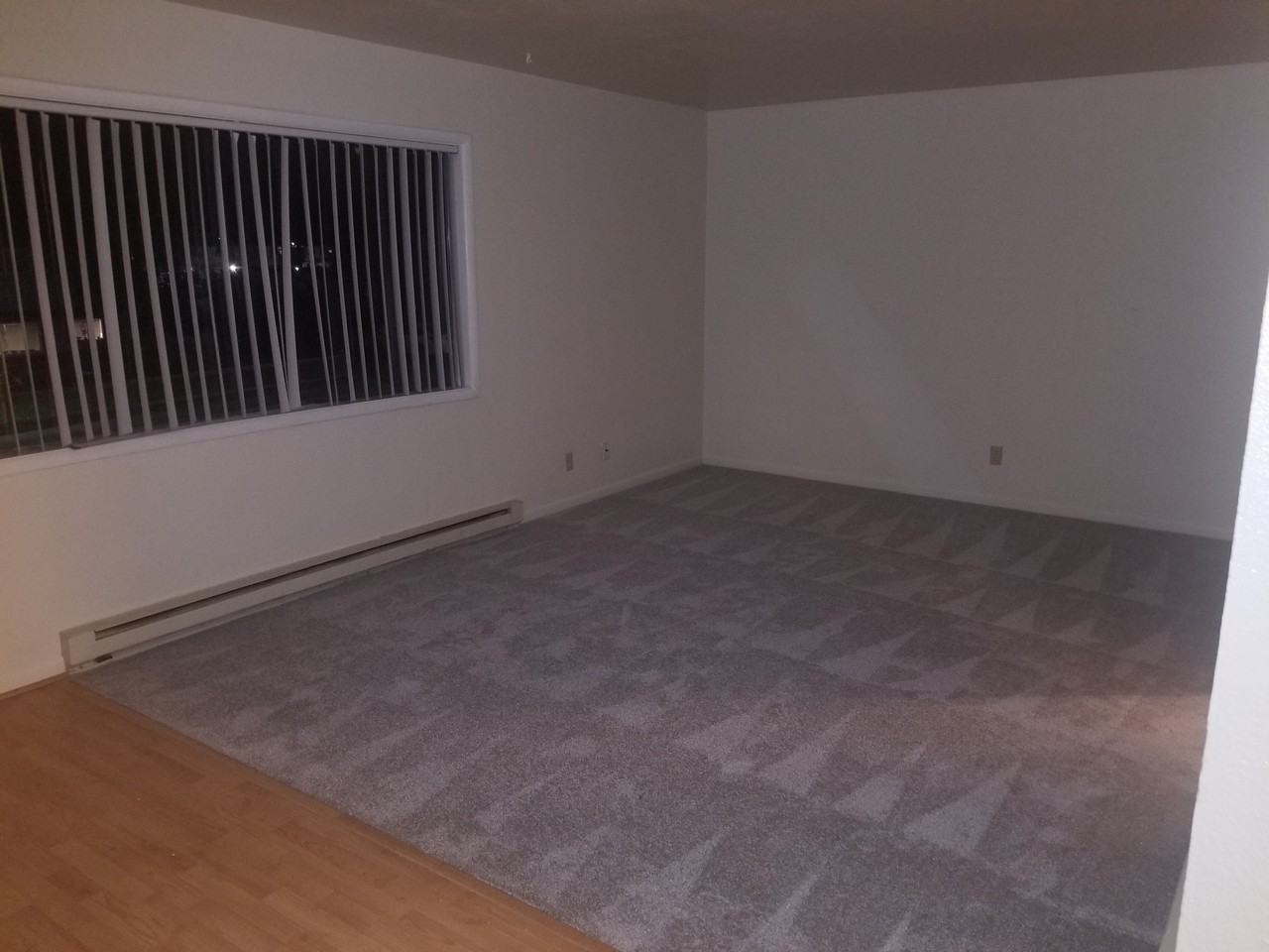 826 25th St Se #828 - Photo 3 of 8