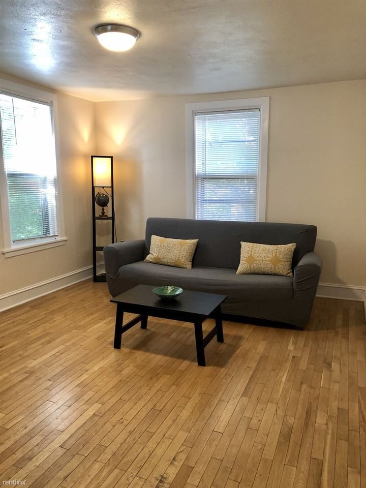 E Spencer St - Photo 2 of 20