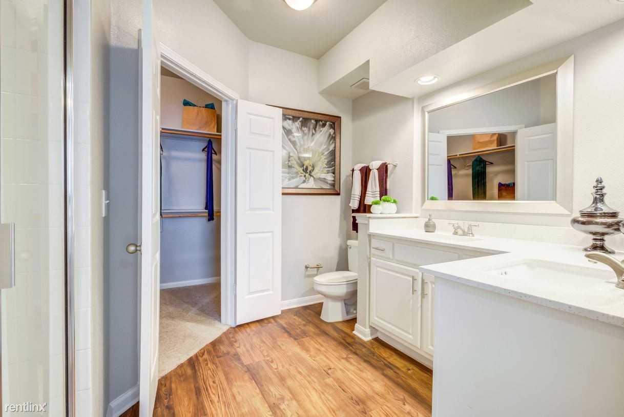 2408 Lake Austin Blvd - Photo 3 of 10