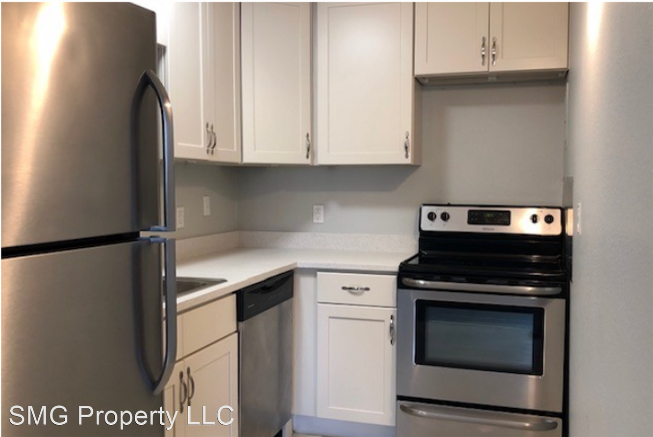 1434 Macon Street - Photo 2 of 3