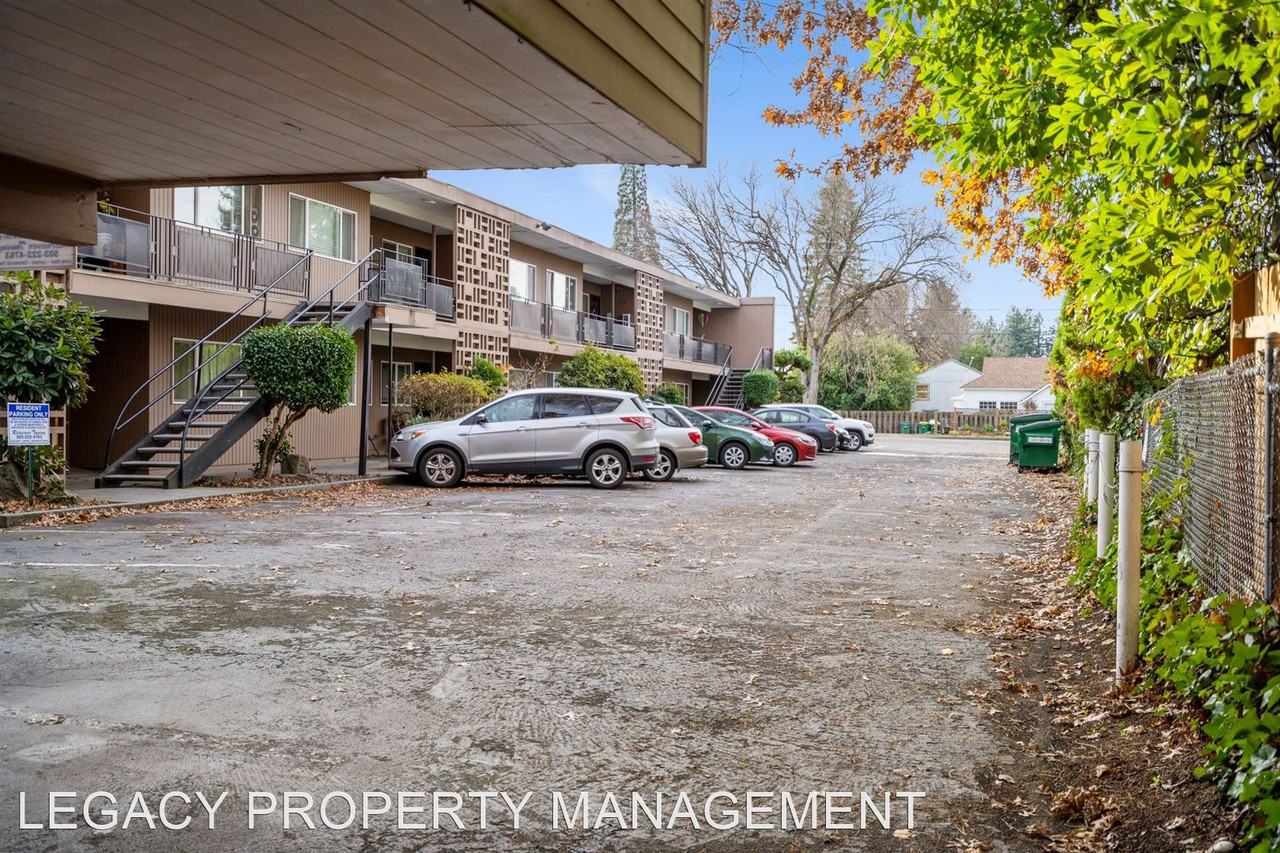 5950 SW Hall Blvd - Photo 2 of 7