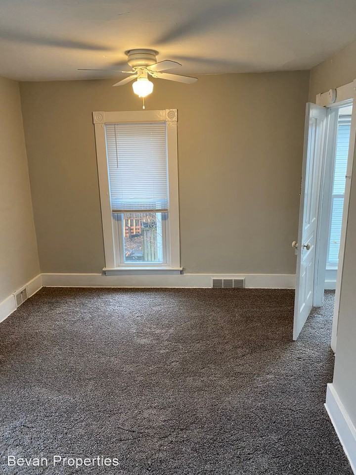 315 College Ave - Photo 3 of 15