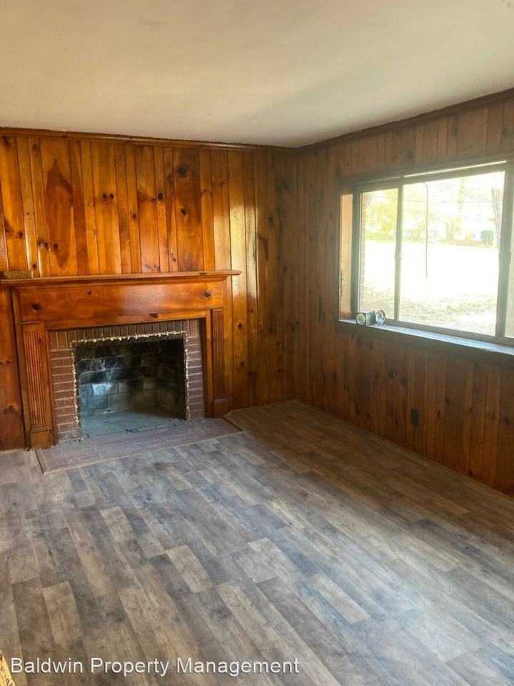 141 Endsley Ave - Photo 2 of 6