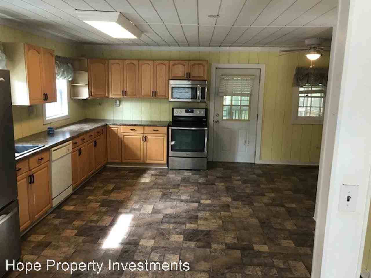 135 Old Highway 92 - Photo 2 of 10