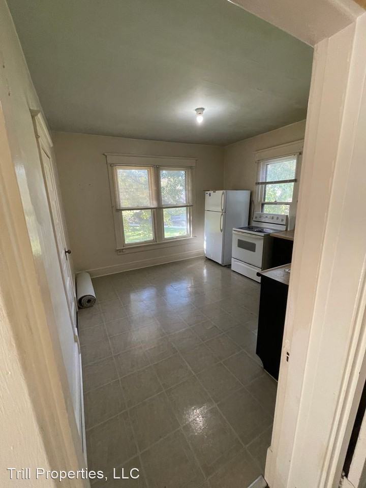 2922 College Ave - Photo 3 of 5