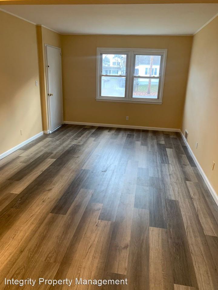 27 Glenwood Ave - Photo 2 of 12