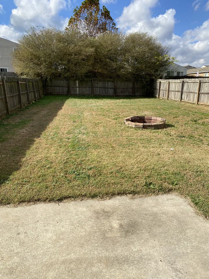 3071 Lakeland Dr - Photo 3 of 41