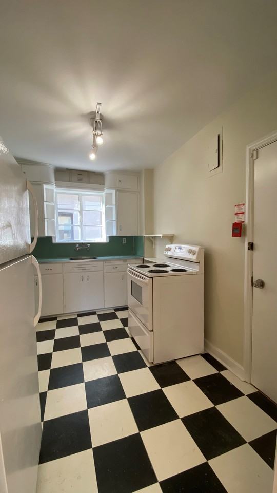73 Oriole Rd - Photo 2 of 6