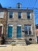 featured image of 220 N Plum St