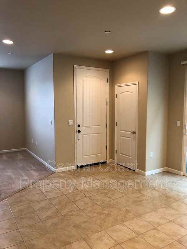 16330 E Garrison Dr - Photo 3 of 27