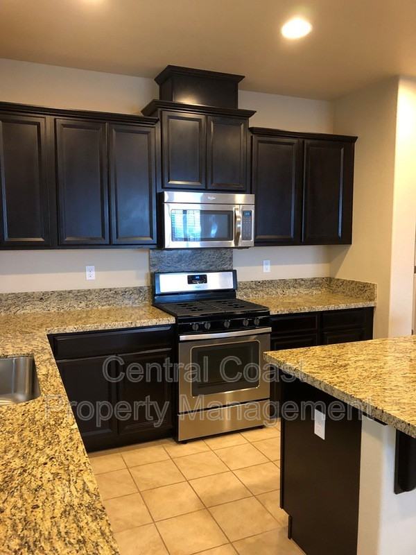 16330 E Garrison Dr - Photo 6 of 27
