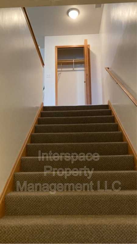 1335 Rock Run Dr - Photo 2 of 27