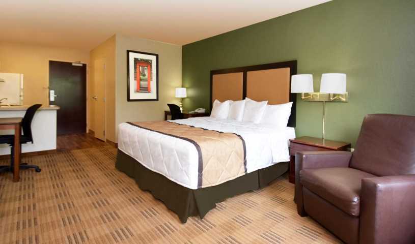 hotels in kennesaw ga 30144