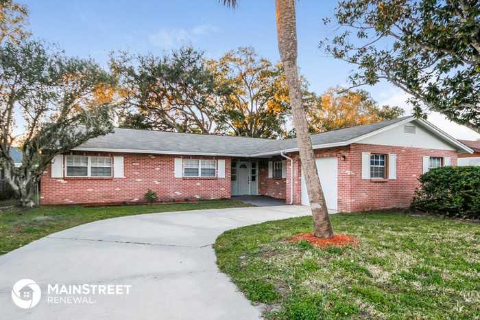 4810 Wynwood Dr - Photo 2 of 16