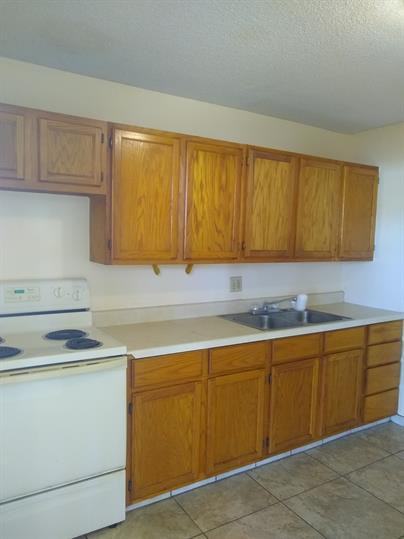 312 8th Street - Photo 3 of 10