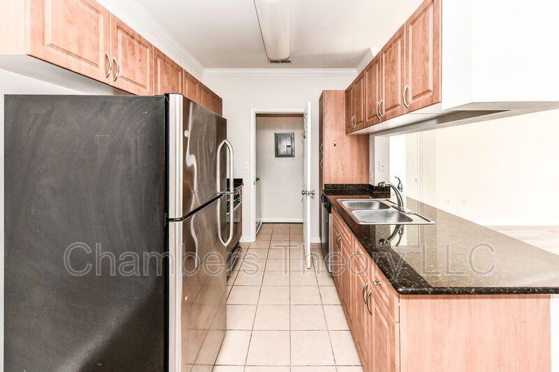12104 Garden Grove Cir #404 - Photo 5 of 20