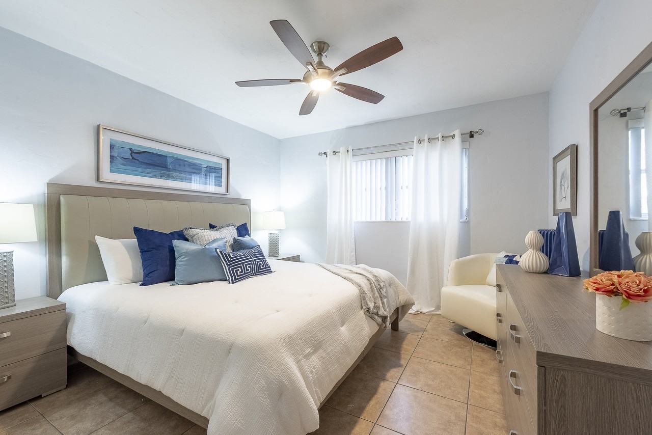 Spectra at Plantation - Photo 3 of 25