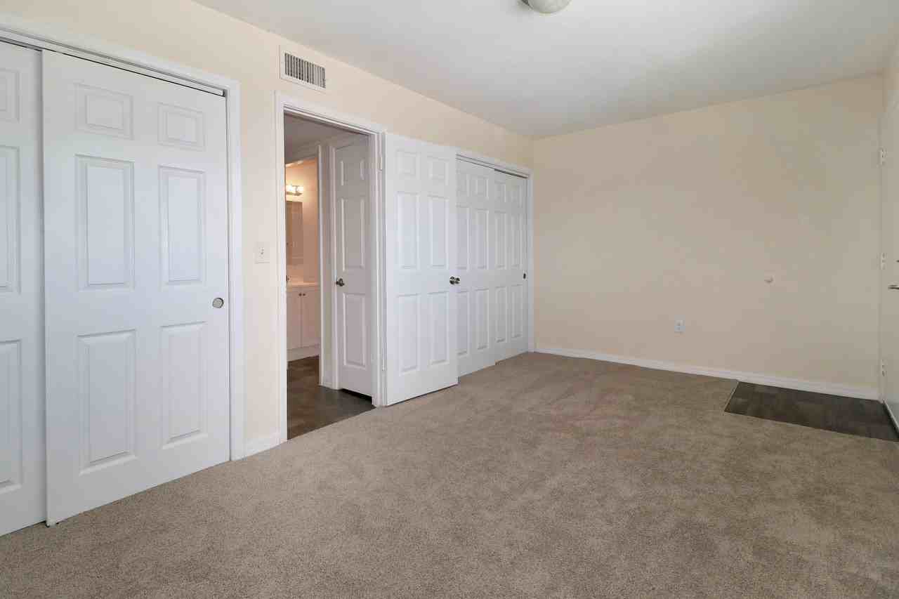 Greenway - Photo 7 of 10