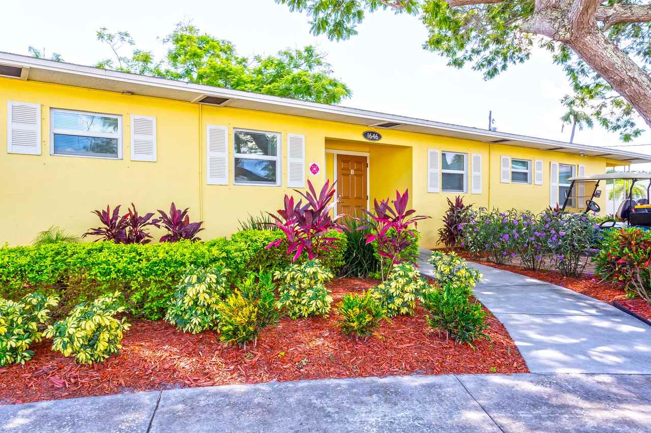 Woodlawn Park - Photo 2 of 26