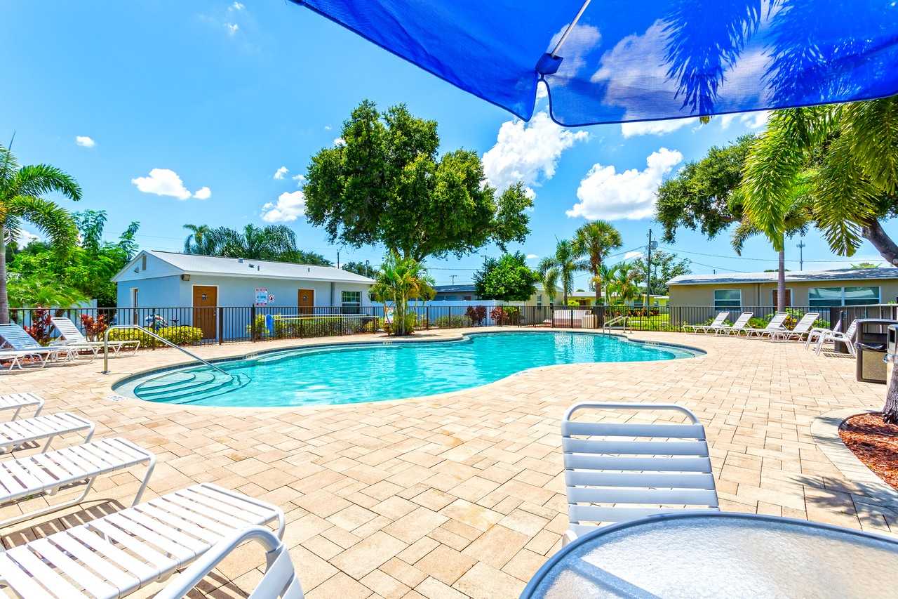 Woodlawn Park - Photo 7 of 26