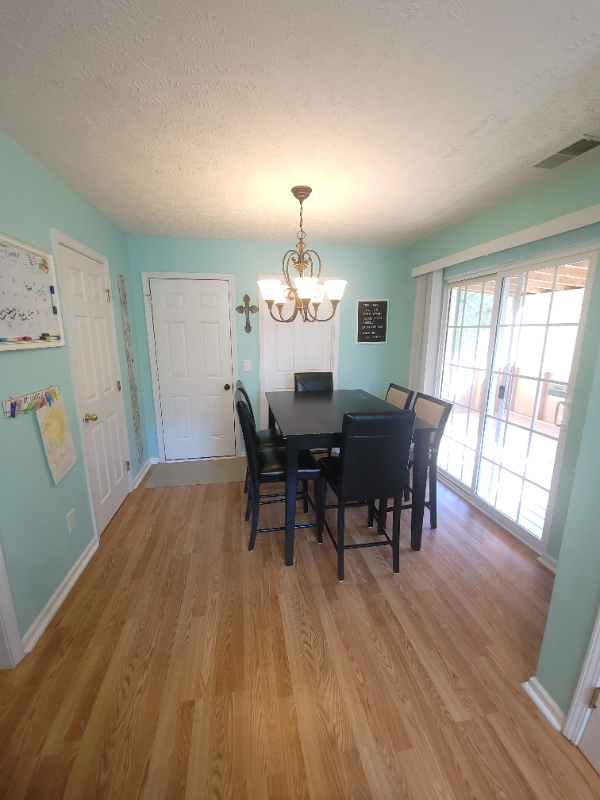 723 Clear Cir - Photo 3 of 14