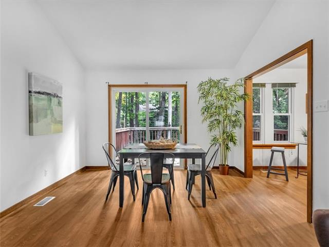 1517 Porters Mill Ct - Photo 3 of 11