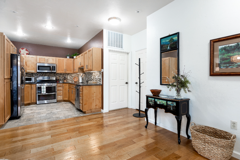 6211 Shiloh Ave - Photo 6 of 15