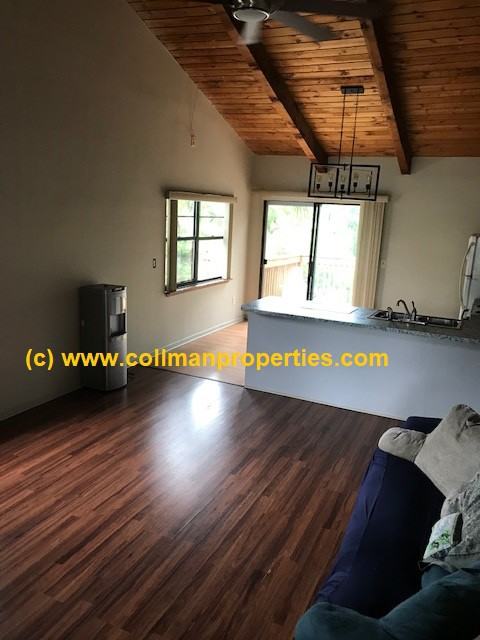 240 Pennsylvania Ave #A - Photo 3 of 15