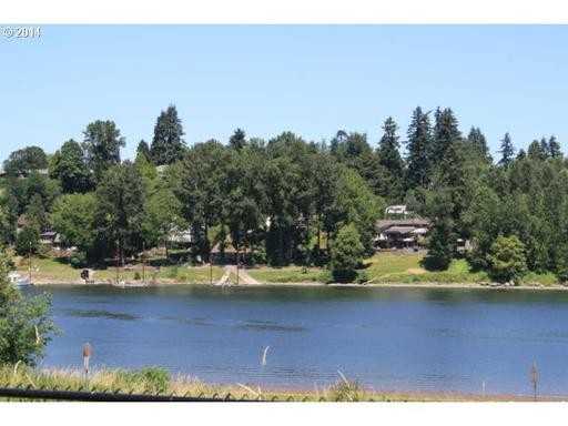 18670 Nixon Ave - Photo 2 of 20