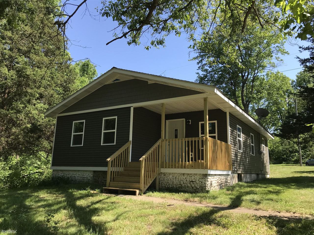 11805 Hoffman Rd, Three Rivers, MI 49093 3 Bedroom Apartment for Rent