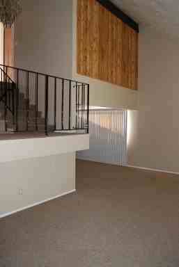 1633 Wagner Heights Rd - Photo 3 of 15