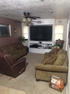 1012 Chaparral Ln - Photo 3 of 20