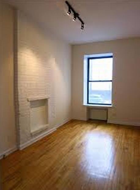 333 E 89th St - Photo 3 of 3