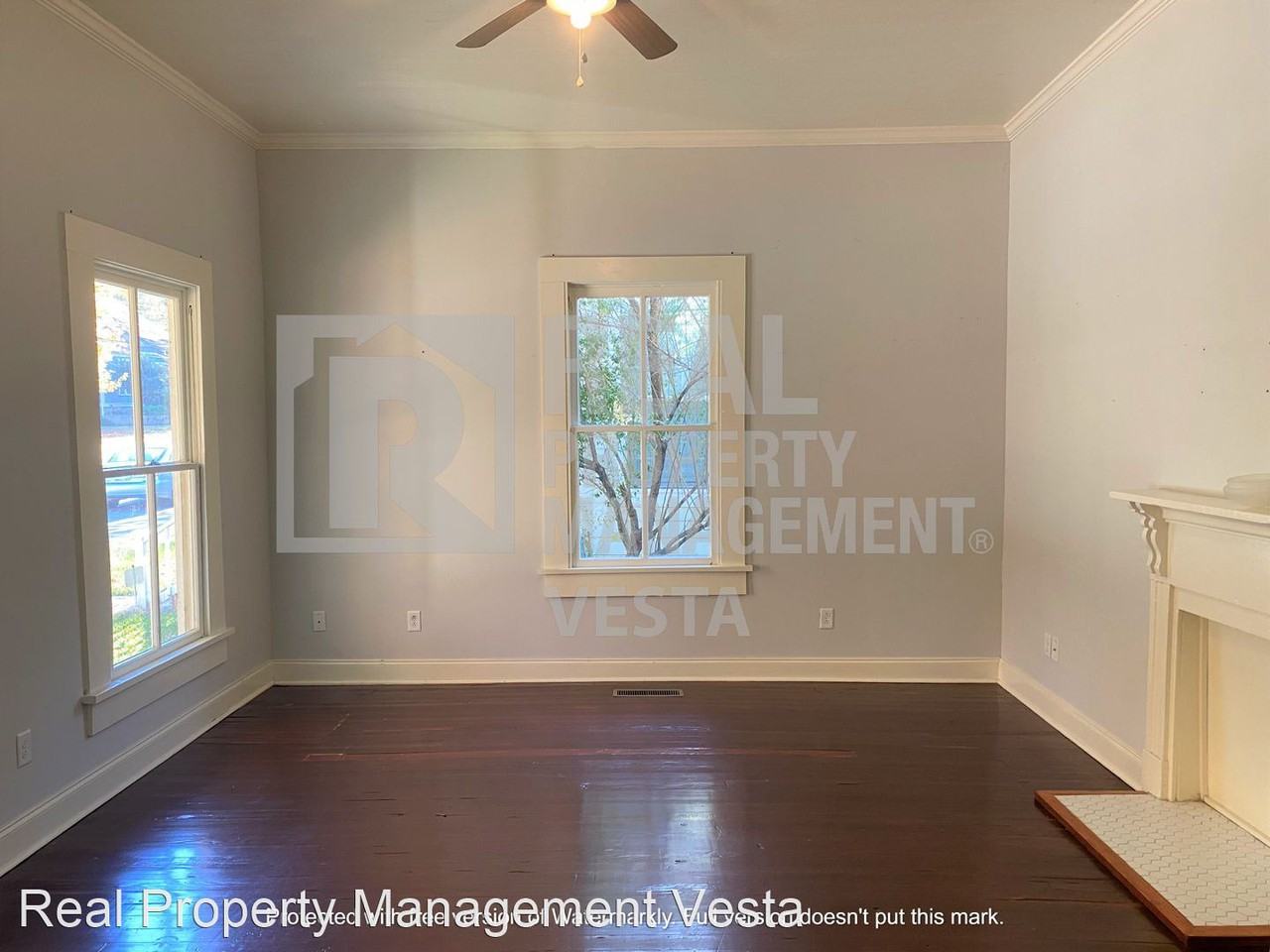 1227 Calhoun St - Photo 2 of 12