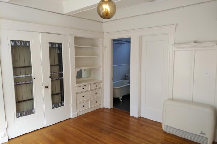 204 Ivy St - Photo 3 of 8