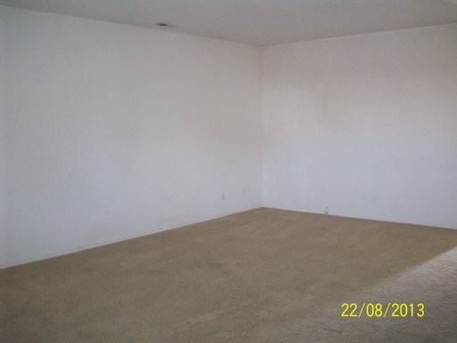 11 Earl Ln - Photo 3 of 6