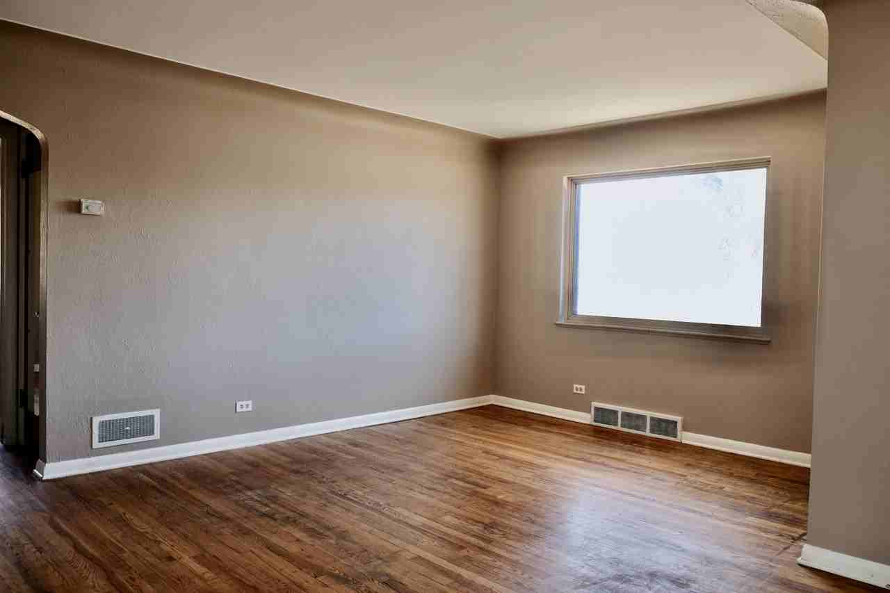 2955 Quebec St - Photo 3 of 22