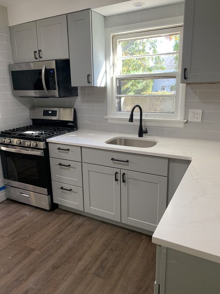 368-70 Voorhees Ave. - Photo 3 of 4