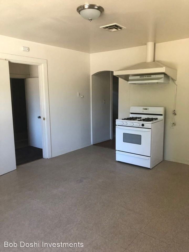 26771 Bruce St - Photo 2 of 19