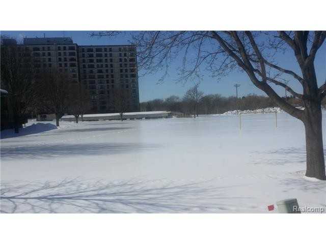 654 S Brady St - Photo 2 of 24