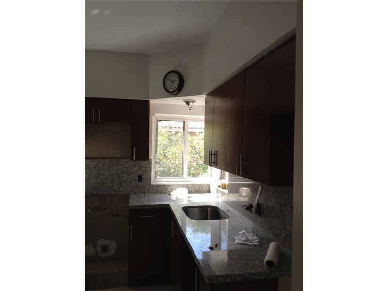 211 Ponce De Leon Blvd - Photo 3 of 4