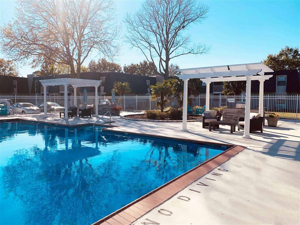 Coastline Apartments - Photo 4 of 50