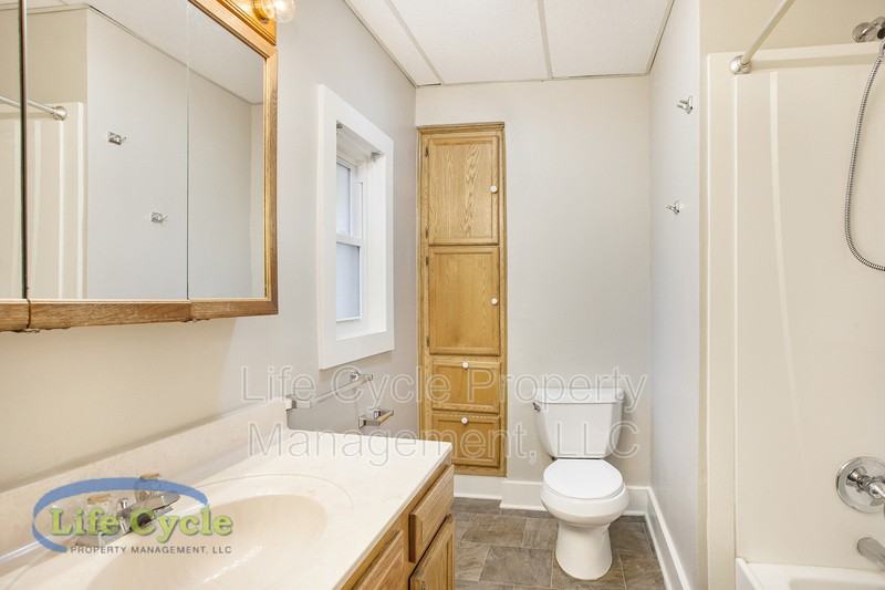 940 Mcreynolds Ave Nw - Photo 6 of 14