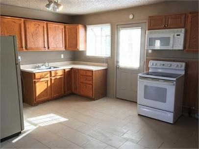 1410 E Pitman Ave #1 - Photo 3 of 8