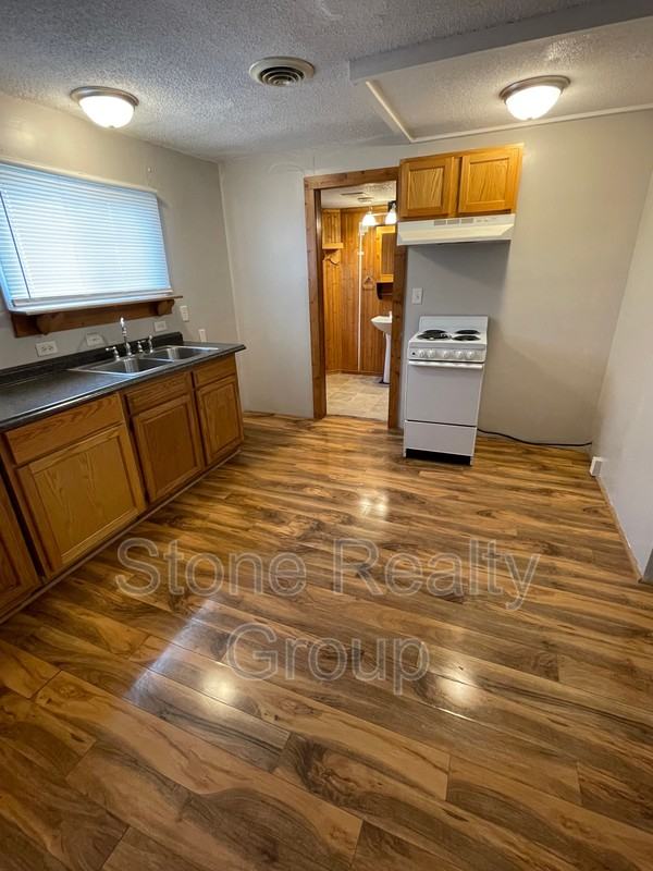 2248 N 26th St - Photo 3 of 4