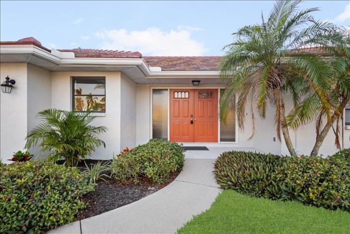 443 Firethorn Ave - Photo 3 of 27